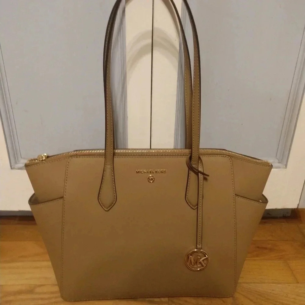 Michael Kors Tan Leather Large Tote Bag